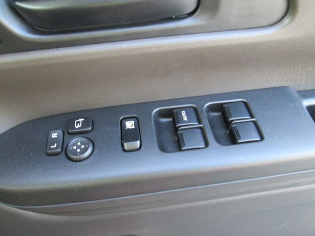 スペーシア HYBRID X 9インチ全方位メモリーナビ☆スズキコネクト バックカメラ オートライト Bluetooth スライドドア 純正ナビ プッシュスタート シートヒーター オートエアコン 禁煙車 スズキセーフティーサポート ワンオーナー 衝突被害軽減システム(6枚目)