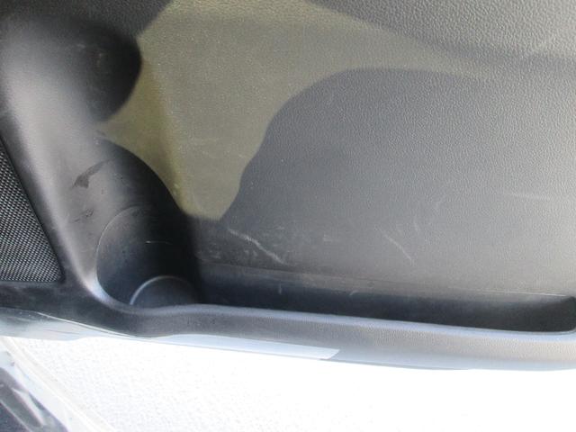 スペーシア ＨＹＢＲＩＤ　Ｘ　９インチ全方位メモリーナビ☆スズキコネクト　バックカメラ　オートライト　Ｂｌｕｅｔｏｏｔｈ　スライドドア　純正ナビ　プッシュスタート　シートヒーター　オートエアコン　禁煙車　スズキセーフティーサポート　ワンオーナー　衝突被害軽減システム（8枚目）