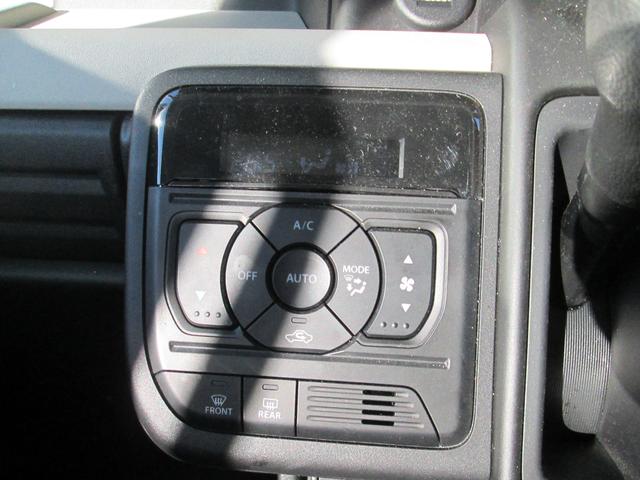 スペーシア ＨＹＢＲＩＤ　Ｘ　９インチ全方位メモリーナビ☆スズキコネクト　バックカメラ　オートライト　Ｂｌｕｅｔｏｏｔｈ　スライドドア　純正ナビ　プッシュスタート　シートヒーター　オートエアコン　禁煙車　スズキセーフティーサポート　ワンオーナー　衝突被害軽減システム（12枚目）