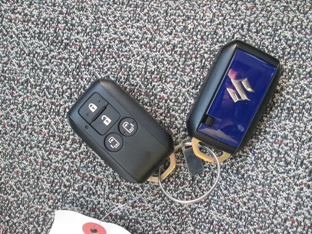 スペーシア ＨＹＢＲＩＤ　Ｘ　９インチ全方位メモリーナビ☆スズキコネクト　バックカメラ　オートライト　Ｂｌｕｅｔｏｏｔｈ　スライドドア　純正ナビ　プッシュスタート　シートヒーター　オートエアコン　禁煙車　スズキセーフティーサポート　ワンオーナー　衝突被害軽減システム（21枚目）