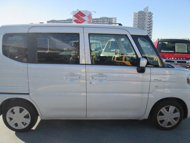 スペーシア ＨＹＢＲＩＤ　Ｘ　９インチ全方位メモリーナビ☆スズキコネクト　バックカメラ　オートライト　Ｂｌｕｅｔｏｏｔｈ　スライドドア　純正ナビ　プッシュスタート　シートヒーター　オートエアコン　禁煙車　スズキセーフティーサポート　ワンオーナー　衝突被害軽減システム（40枚目）