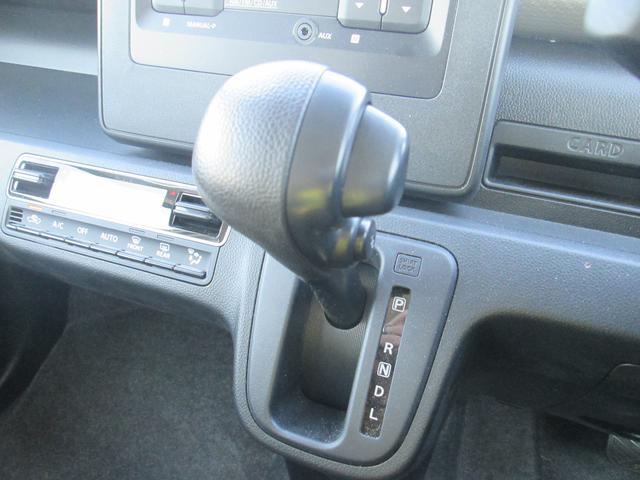 ワゴンＲ ＦＸ　４型　スマートキー☆運転席シートヒーター☆納車整備付☆　オートライト　プッシュスタート　シートヒーター　オートエアコン　禁煙車　スズキセーフティーサポート　ワンオーナー　衝突被害軽減システム　横滑り防止機能　衝突安全ボディ　盗難防止システム（17枚目）