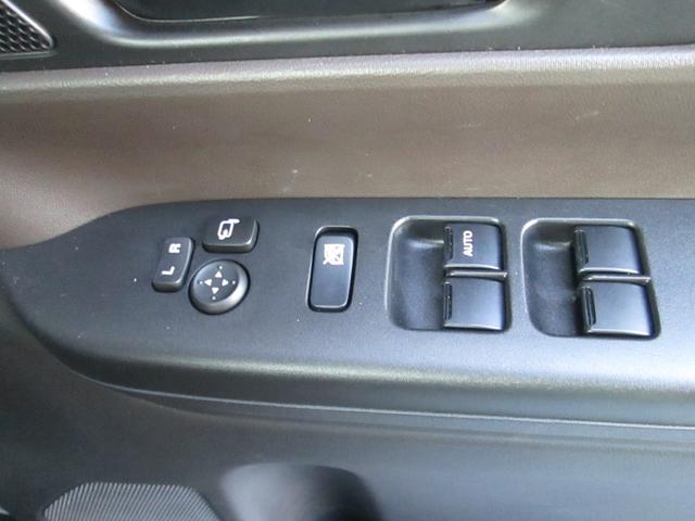 スペーシア ＨＹＢＲＩＤ　Ｇ　ＬＥＤヘッドライト☆ステアリングスイッチ☆　オートライト　スライドドア　プッシュスタート　オートエアコン　禁煙車　スズキセーフティーサポート　ワンオーナー　衝突被害軽減システム　アイドリングストップ　横滑り防止機能　衝突安全ボディ　盗難防止シス（6枚目）