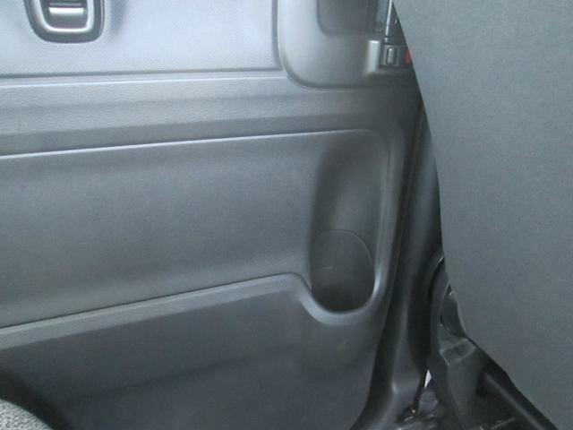 スペーシア ＨＹＢＲＩＤ　Ｇ　ＬＥＤヘッドライト☆ステアリングスイッチ☆　オートライト　スライドドア　プッシュスタート　オートエアコン　禁煙車　スズキセーフティーサポート　ワンオーナー　衝突被害軽減システム　アイドリングストップ　横滑り防止機能　衝突安全ボディ　盗難防止シス（24枚目）