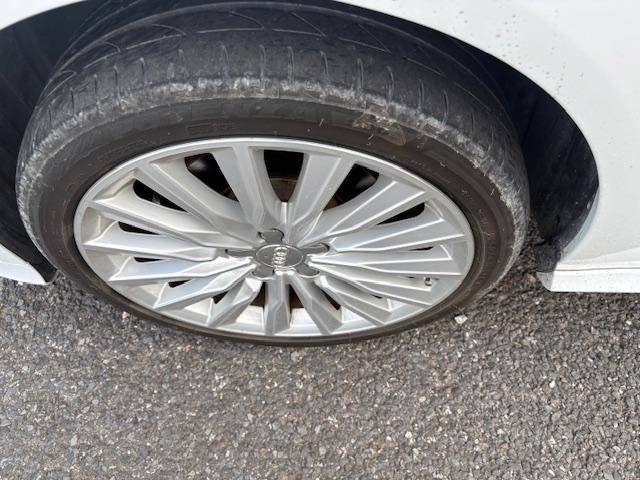 A3スポーツバックe-トロン ベースグレード(18枚目)