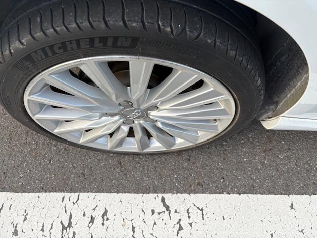 A3スポーツバックe-トロン ベースグレード(19枚目)