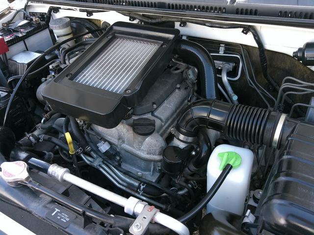 ジムニー ＸＧ　保証付　最終１０型　５速マニュアル　パートタイム４ＷＤ　ターボ　ＥＴＣ　キーレス（32枚目）