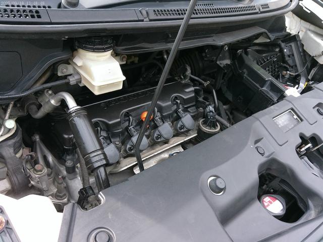 ステップワゴンスパーダ Ｚ　保証付　両側パワースライドドア　マルチビューモニター　純正ＨＤＤナビ　パドルシフト　ツインエアコン　タイミングチェーン　パドルシフト　ＥＴＣ　インテリキー（33枚目）