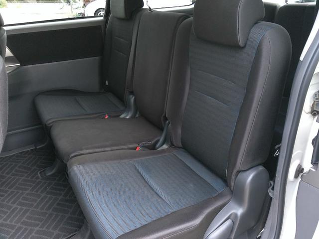 ヴォクシー ＺＳ　煌ＩＩ　保証付　フリップダウンモニター　両側パワースライドドア　８インチＨＤＤナビ　ブルートゥース　フルセグ地デジ　バックカメラ　パドルシフト　ビルトインＥＴＣ　ディーラー記録簿　インテリキー（49枚目）