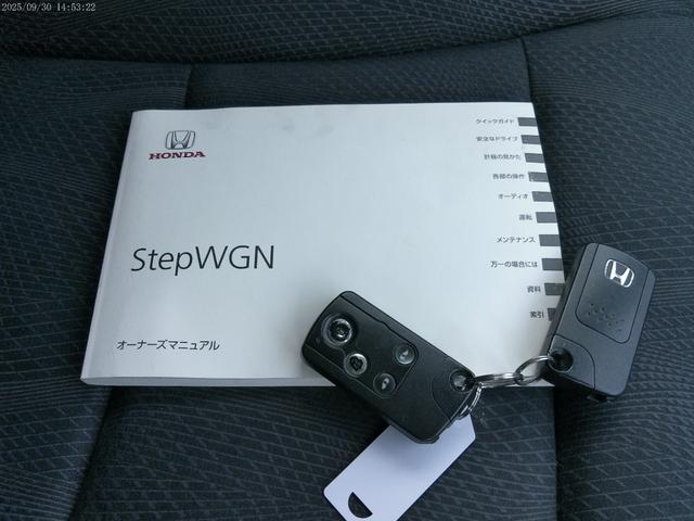 ステップワゴンスパーダ Ｓ　保証付　アルパインフリップダウンモニター　ストラーダＨＤＤナビ　バックカメラ　ブルートゥース　両側パワースライドドア　フルセグ地デジ　ＥＴＣ　パドルシフト　タイミングチェーン　インテリキー（66枚目）