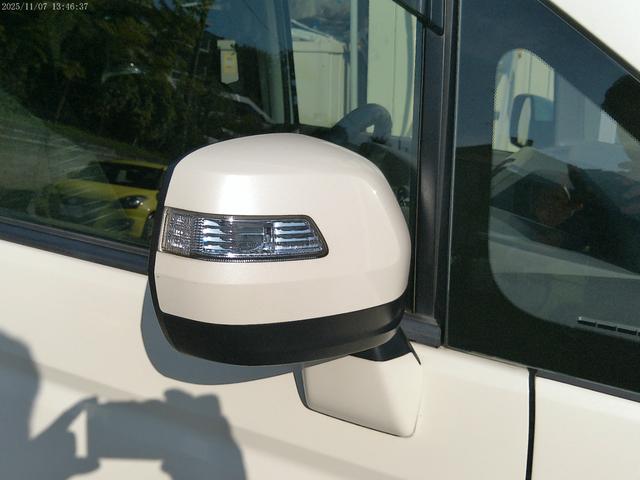 ステップワゴン Ｇ　ＨＩＤエディション　保証付　モデューロフルエアロ　両側パワースライドドア　純正ＨＤＤナビ　バックカメラ　ワンセグ地デジ　ＥＴＣ　タイミングチェーン　キーレス（9枚目）