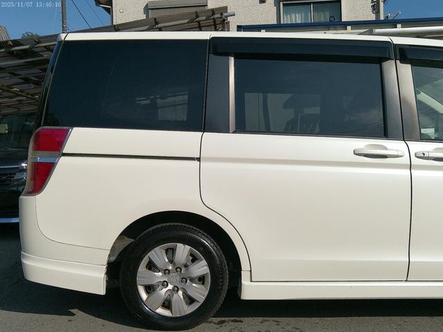 ステップワゴン Ｇ　ＨＩＤエディション　保証付　モデューロフルエアロ　両側パワースライドドア　純正ＨＤＤナビ　バックカメラ　ワンセグ地デジ　ＥＴＣ　タイミングチェーン　キーレス（10枚目）