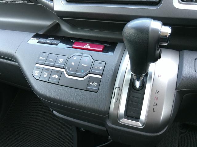 ステップワゴン Ｇ　ＨＩＤエディション　保証付　モデューロフルエアロ　両側パワースライドドア　純正ＨＤＤナビ　バックカメラ　ワンセグ地デジ　ＥＴＣ　タイミングチェーン　キーレス（61枚目）