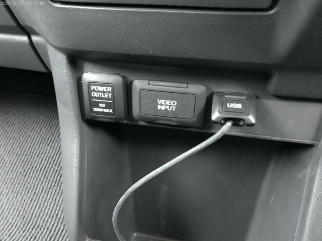 ステップワゴン Ｇ　ＨＩＤエディション　保証付　モデューロフルエアロ　両側パワースライドドア　純正ＨＤＤナビ　バックカメラ　ワンセグ地デジ　ＥＴＣ　タイミングチェーン　キーレス（63枚目）