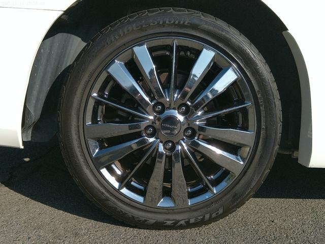 セレナ ライダーパフォーマンススペックブラックラインＳ－ＨＶ　保証付　フリップダウンモニター　アルパイン８インチＨＤＤナビ　バックカメラ　前後ドライブレコーダー　両側パワースライドドア　ブルートゥース　フルセグ地デジ　ＥＴＣ　クルーズコントロール　インテリキー（12枚目）