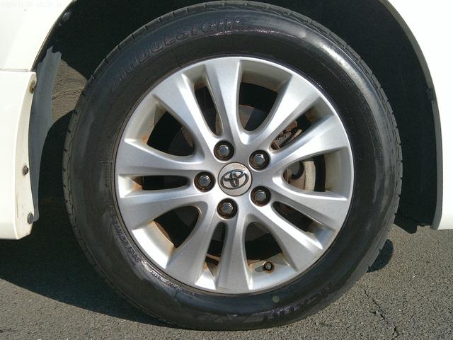 ヴォクシー ＺＳ　保証付　後期型　両側パワースライドドア　純正ＳＤナビ　バックカメラ　ブルートゥース　キャプテンシート７人　パドルシフト　ビルトインＥＴＣ　フルセグ地デジ　インテリキー（12枚目）