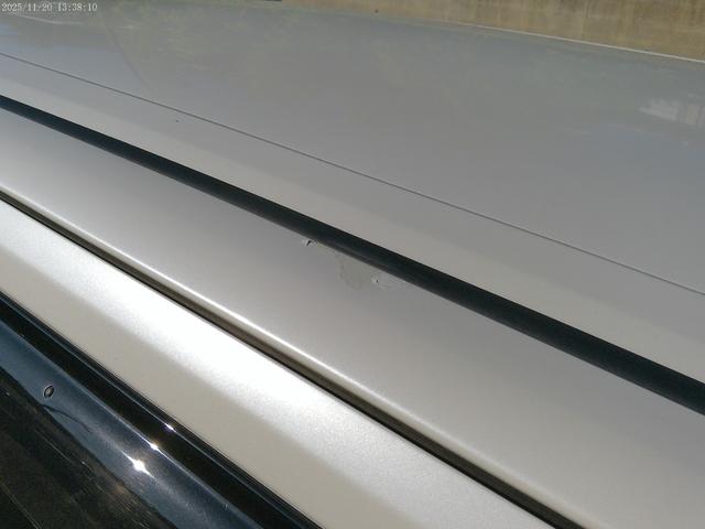 ヴォクシー ＺＳ　保証付　後期型　両側パワースライドドア　純正ＳＤナビ　バックカメラ　ブルートゥース　キャプテンシート７人　パドルシフト　ビルトインＥＴＣ　フルセグ地デジ　インテリキー（30枚目）