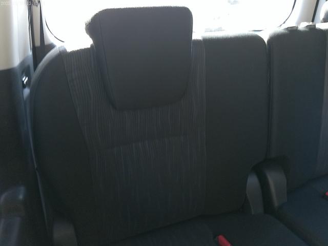 ヴォクシー ＺＳ　保証付　後期型　両側パワースライドドア　純正ＳＤナビ　バックカメラ　ブルートゥース　キャプテンシート７人　パドルシフト　ビルトインＥＴＣ　フルセグ地デジ　インテリキー（51枚目）