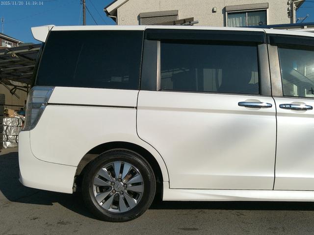 ステップワゴンスパーダ Ｚ　インターナビセレクション　保証付　後期型　フリップダウンモニター　両側パワースライドドア　純正ＨＤＤナビ　バックカメラ　クルーズコントロール　ＥＴＣ　キャプテンシート７人　アイドリングストップ　パドルシフト　インテリキー（12枚目）