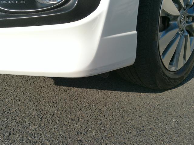 ステップワゴンスパーダ Ｚ　インターナビセレクション　保証付　後期型　フリップダウンモニター　両側パワースライドドア　純正ＨＤＤナビ　バックカメラ　クルーズコントロール　ＥＴＣ　キャプテンシート７人　アイドリングストップ　パドルシフト　インテリキー（18枚目）