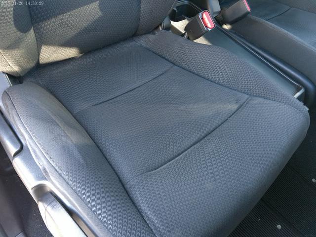 ステップワゴンスパーダ Ｚ　インターナビセレクション　保証付　後期型　フリップダウンモニター　両側パワースライドドア　純正ＨＤＤナビ　バックカメラ　クルーズコントロール　ＥＴＣ　キャプテンシート７人　アイドリングストップ　パドルシフト　インテリキー（41枚目）