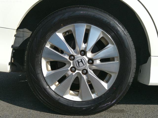 ステップワゴンスパーダ Ｚ　保証付　リアエンタテイメントシステム　両側パワースライドドア　純正ＨＤＤナビ　バックカメラ　ＥＴＣ　ワンセグ地デジ　パドルシフト　インテリキー（11枚目）