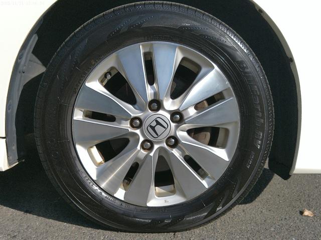 ステップワゴンスパーダ Ｚ　保証付　リアエンタテイメントシステム　両側パワースライドドア　純正ＨＤＤナビ　バックカメラ　ＥＴＣ　ワンセグ地デジ　パドルシフト　インテリキー（12枚目）