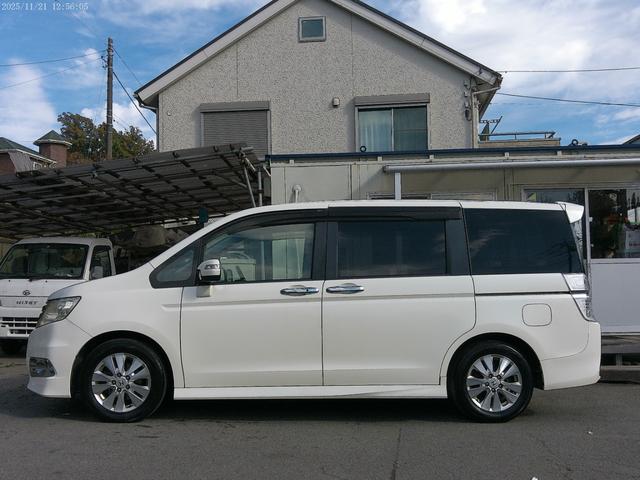 ステップワゴンスパーダ Ｚ　保証付　リアエンタテイメントシステム　両側パワースライドドア　純正ＨＤＤナビ　バックカメラ　ＥＴＣ　ワンセグ地デジ　パドルシフト　インテリキー（19枚目）