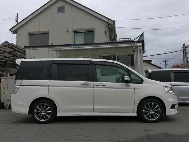 ステップワゴンスパーダ Z 保証付 フリップダウンモニター アルパイン8インチSDナビ 両側パワースライドドア ブルートゥース フルセグ地デジ パドルシフト ETC ドライブレコーダー インテリキー(6枚目)