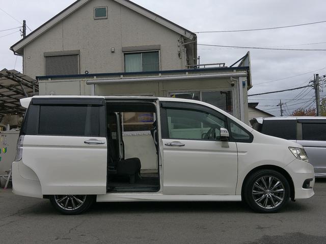 ステップワゴンスパーダ Z 保証付 フリップダウンモニター アルパイン8インチSDナビ 両側パワースライドドア ブルートゥース フルセグ地デジ パドルシフト ETC ドライブレコーダー インテリキー(7枚目)