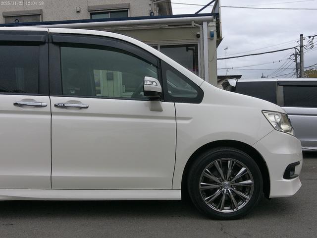 ステップワゴンスパーダ Z 保証付 フリップダウンモニター アルパイン8インチSDナビ 両側パワースライドドア ブルートゥース フルセグ地デジ パドルシフト ETC ドライブレコーダー インテリキー(8枚目)