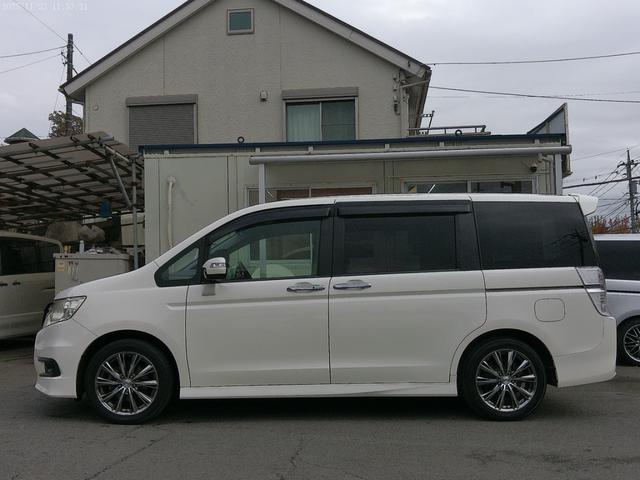 ステップワゴンスパーダ Z 保証付 フリップダウンモニター アルパイン8インチSDナビ 両側パワースライドドア ブルートゥース フルセグ地デジ パドルシフト ETC ドライブレコーダー インテリキー(19枚目)