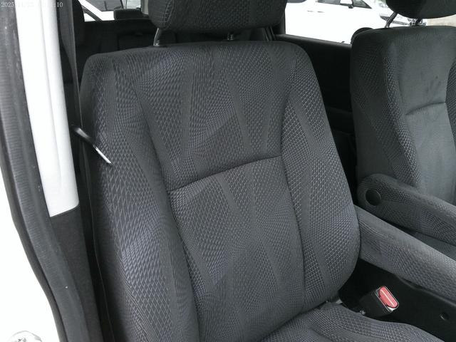 ステップワゴンスパーダ Z 保証付 フリップダウンモニター アルパイン8インチSDナビ 両側パワースライドドア ブルートゥース フルセグ地デジ パドルシフト ETC ドライブレコーダー インテリキー(37枚目)