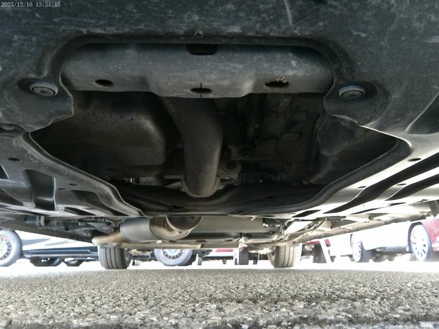 オデッセイ アブソルート　保証付　両側パワースライドドア　ＬＥＤヘッドライト　ブルートゥース　ＨＤＭＩ接続　純正ナビ　バックカメラ　クルーズコントロール　パドルシフト　フルセグ地デジ　ＥＴＣ　インテリキー（34枚目）