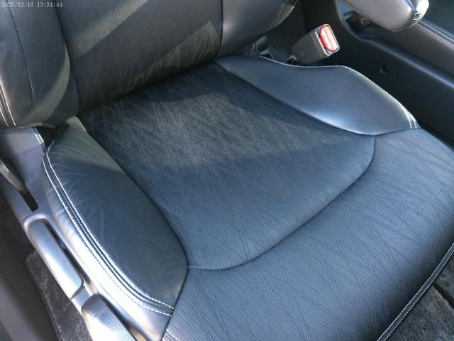 オデッセイ アブソルート　保証付　両側パワースライドドア　ＬＥＤヘッドライト　ブルートゥース　ＨＤＭＩ接続　純正ナビ　バックカメラ　クルーズコントロール　パドルシフト　フルセグ地デジ　ＥＴＣ　インテリキー（37枚目）