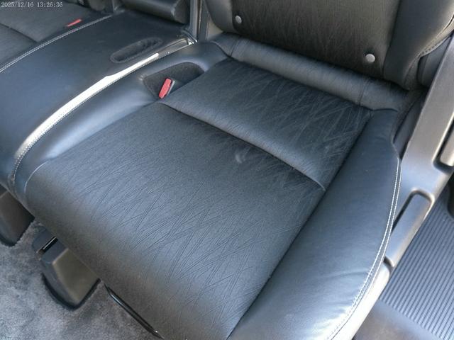 オデッセイ アブソルート　保証付　両側パワースライドドア　ＬＥＤヘッドライト　ブルートゥース　ＨＤＭＩ接続　純正ナビ　バックカメラ　クルーズコントロール　パドルシフト　フルセグ地デジ　ＥＴＣ　インテリキー（46枚目）