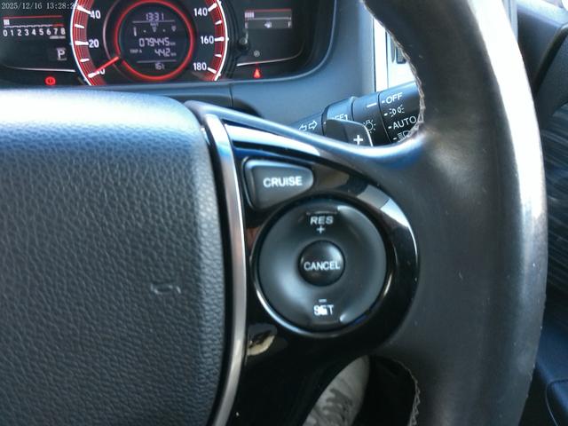 オデッセイ アブソルート　保証付　両側パワースライドドア　ＬＥＤヘッドライト　ブルートゥース　ＨＤＭＩ接続　純正ナビ　バックカメラ　クルーズコントロール　パドルシフト　フルセグ地デジ　ＥＴＣ　インテリキー（57枚目）