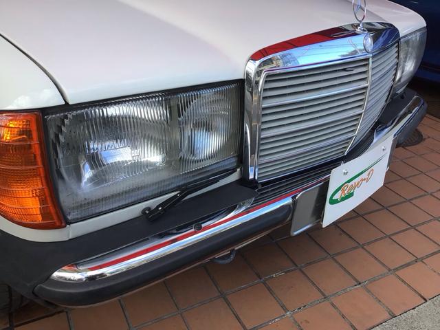 ミディアムクラス ２３０Ｅ　ミディアムクラス２３０Ｅ　　ディーラー車　左ハンドル　　修復無し　サンルーフ　ＥＴＣ２　　ドラレコ（21枚目）