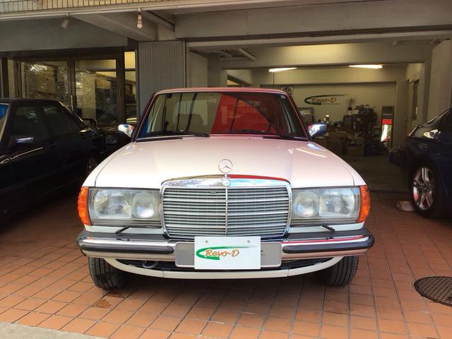 ２３０Ｅ　ミディアムクラス２３０Ｅ　　ディーラー車　左ハンドル　　修復無し　サンルーフ　ＥＴＣ２　　ドラレコ(34枚目)