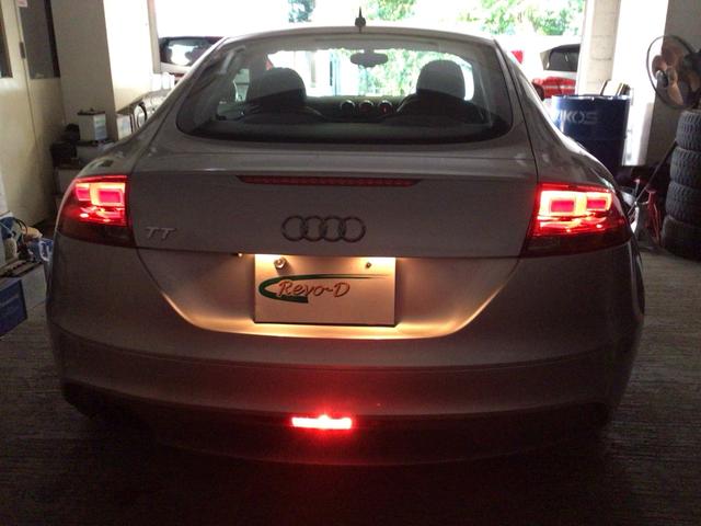 ＴＴクーペ ２．０ＴＦＳＩ　リミテッド　Ｓライン，純正ホイル、ナビＴＶ、ＥＴＣ、バックカメラ（13枚目）