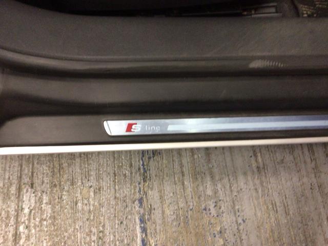 ＴＴクーペ ２．０ＴＦＳＩ　リミテッド　Ｓライン，純正ホイル、ナビＴＶ、ＥＴＣ、バックカメラ（19枚目）