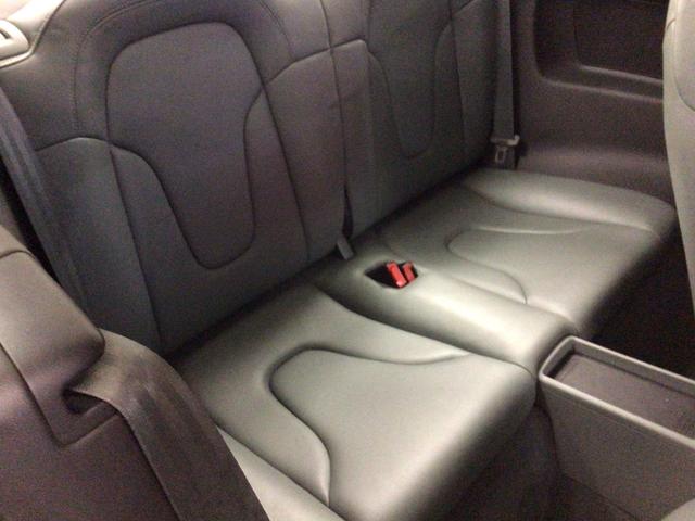 TTクーペ 3.2クワトロ 社外アルミホイール19インチ、GPSレーダー探知機(セルスター),ETC,社外ナビTV、ドライブレコーダー、パワーシート、シートヒーター、V6 3200cc 4WD(8枚目)