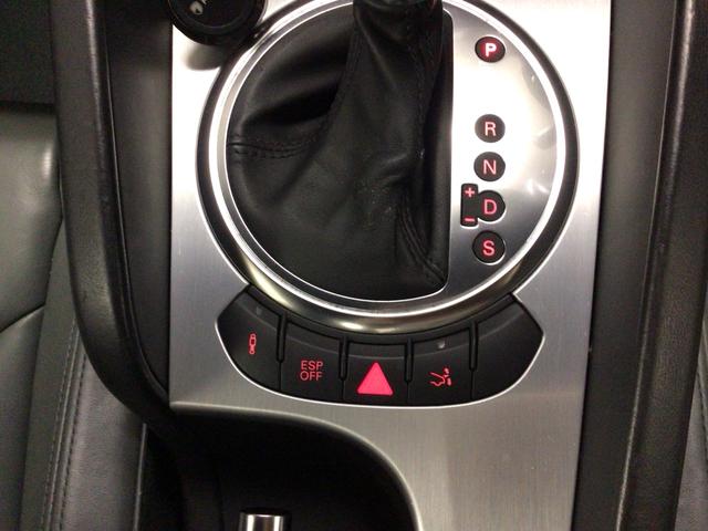 TTクーペ 3.2クワトロ 社外アルミホイール19インチ、GPSレーダー探知機(セルスター),ETC,社外ナビTV、ドライブレコーダー、パワーシート、シートヒーター、V6 3200cc 4WD(15枚目)