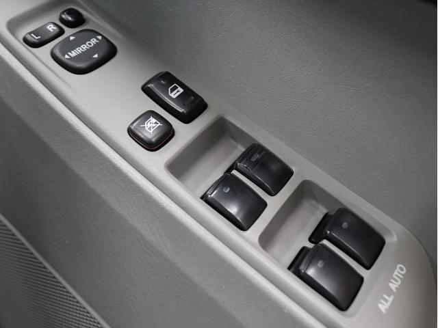 SSR-Xリミテッド サンルーフ フルセグ地デジ HDDナビ 2インチリフトアップ 新品17インチアルミホイール 4連イカリングヘッドライト(30枚目)