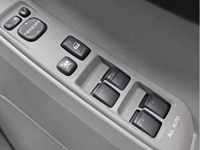 SSR-X Vセレクション 20インチアルミホイール リフトアップ 4連イカリングヘッドライト メッキグリル ルーフレール 4WD(28枚目)