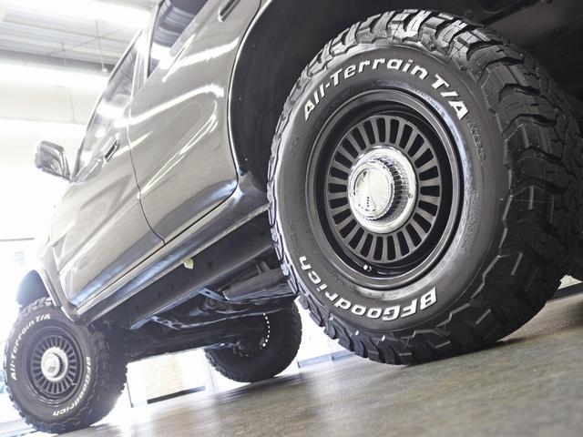 ハイラックスサーフ ＳＳＲ－Ｘ　オリジナルナローパッケージ／ＵＳ４ＲＵＮＮＥＲ仕様／ＮＥＷ１６インチ新品アルミホイール／ＢＦグッドリッチＫＯ３タイヤ／２インチリフトＵＰ／ドライブレコーダー／サンルーフ／背面タイヤ／ＥＴＣ／記録簿付（13枚目）