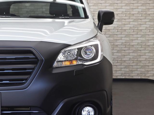 レガシィアウトバック リミテッド　ＮＥＷ１６インチアルミホイール／ＴＯＹＯオープンカントリーＲＴタイヤ／マットグリル／ルーフラック／Ｂｔ接続／バックカメラ／テールランプブラックアウト／ＥＴＣ／記録簿付（8枚目）