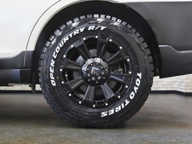 レガシィアウトバック リミテッド　ＮＥＷ１６インチアルミホイール／ＴＯＹＯオープンカントリーＲＴタイヤ／マットグリル／ルーフラック／Ｂｔ接続／バックカメラ／テールランプブラックアウト／ＥＴＣ／記録簿付（12枚目）