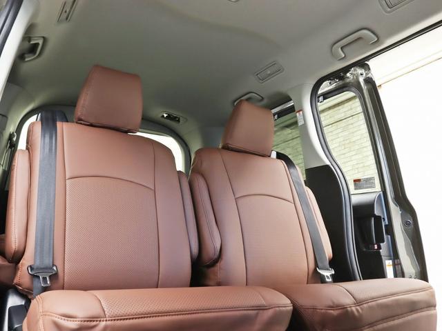 ヴォクシー ハイブリッドＸ　ＴＯＹＯＴＡグリル／Ｇｚフードモール／ＮＥＷ１５インチスチールホイール／マッドスタータイヤ／ルーフラック／純正ＳＤナビ＆地デジＴＶ／Ｂｌｕｅｔｏｏｔｈ接続／両側電動スライドドア／ブラウンシートカバー（36枚目）