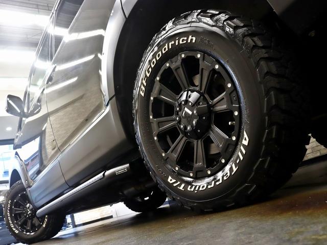 デリカＤ：５ Ｐ　４ＷＤ／１０インチナビ／両側電動ＳＤ／ｅ－Ａｓｓｉｓｔ／ＪＡＯＳオーバフェンダー／バスターズ２０８０／ＧＯＱＢＵＴＯ－Ｒ３／サイドステップ／ＮＥＷ１６ｉｎＡＷ／ＢＦＧ新品タイヤ／リフトＵＰ／記録簿付（17枚目）
